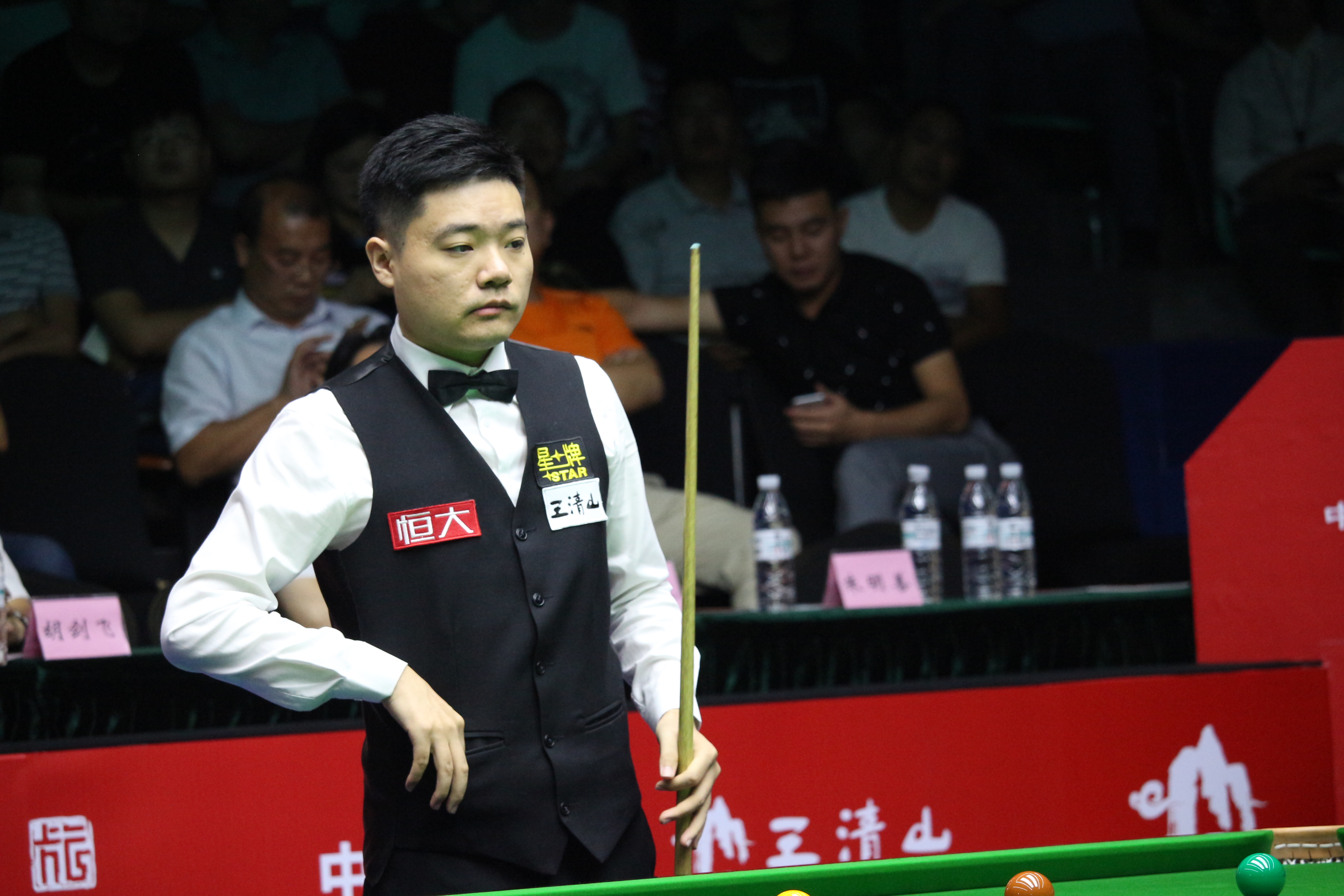 名热爱篮球 名热爱篮球