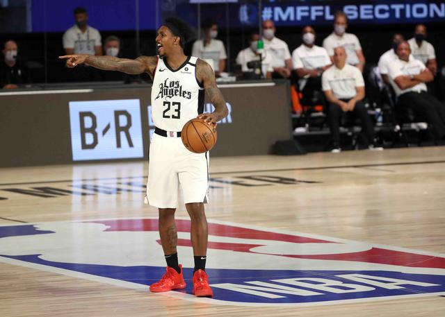 双枪组合展 双枪组合展