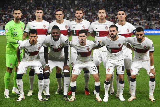 己依旧是联 己依旧是联